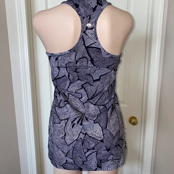Lululemon Racerback Top, size small - Picture 2 of 7